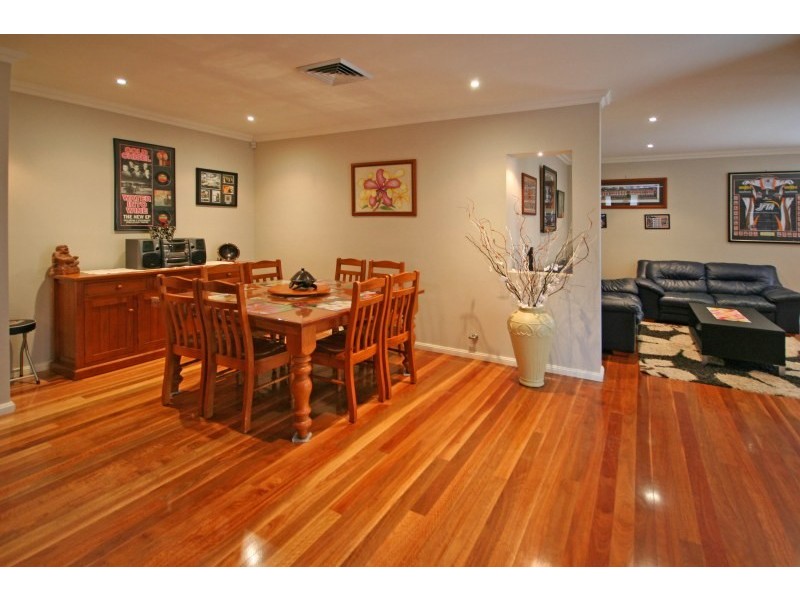 114 MacArthur Circuit, Camden Park NSW 2570