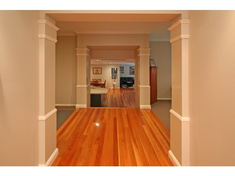 114 MacArthur Circuit, Camden Park NSW 2570