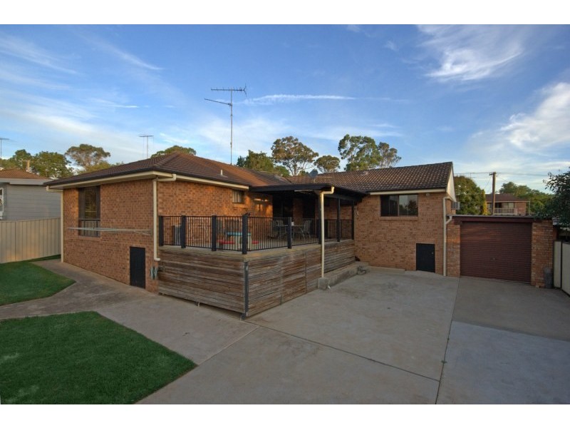 14 Peppercorn Avenue, Mount Hunter NSW 2570