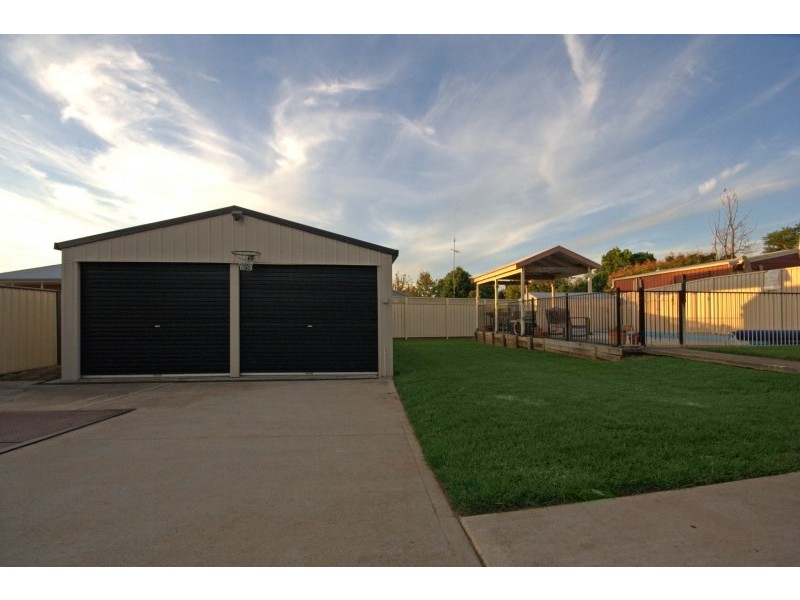 14 Peppercorn Avenue, Mount Hunter NSW 2570