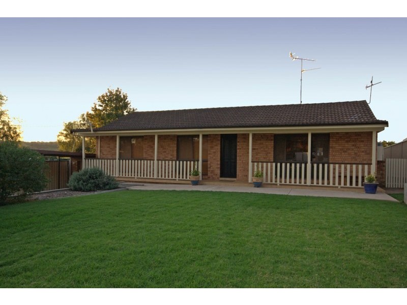 14 Peppercorn Avenue, Mount Hunter NSW 2570