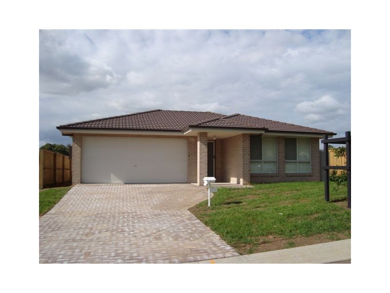 9 Gardiner Crescent, Elderslie NSW 2570