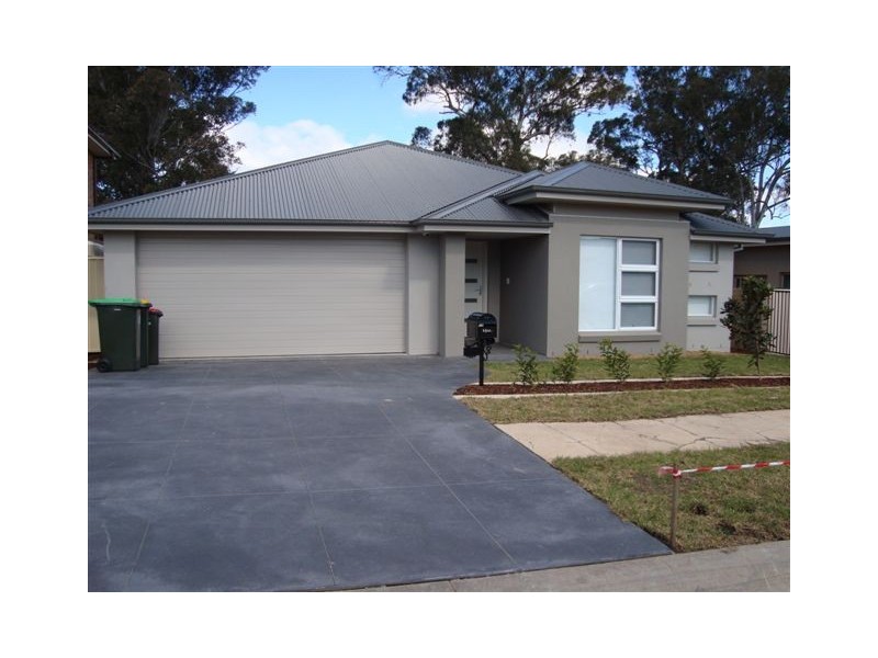 4 Clontarf Avenue, Harrington Park NSW 2567