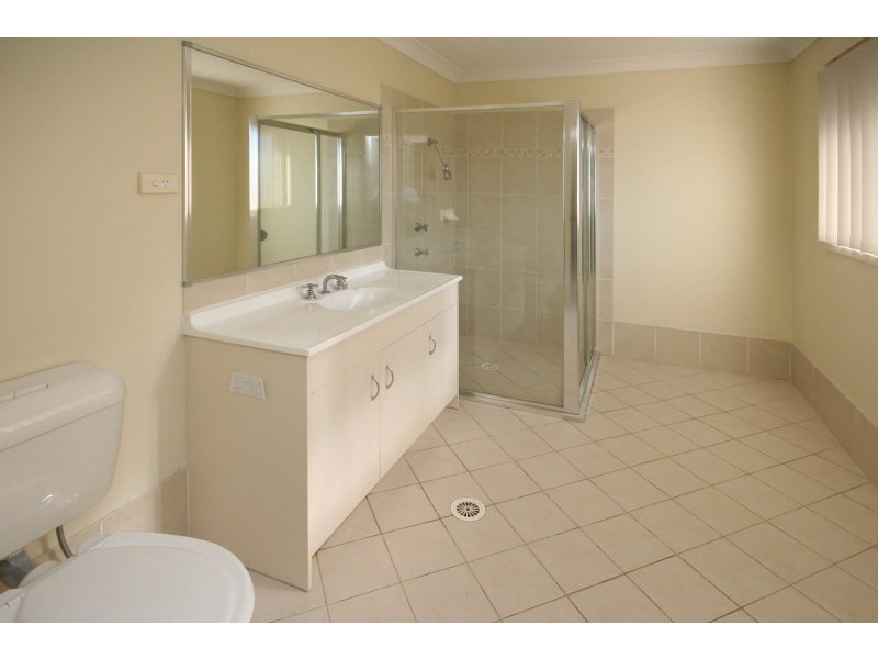 18 Tobin Avenue, Camden Park NSW 2570