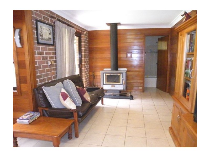 60 Skarrets Lane, Lakesland NSW 2572