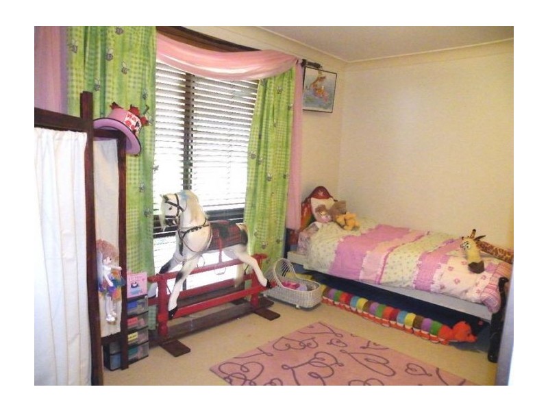 60 Skarrets Lane, Lakesland NSW 2572