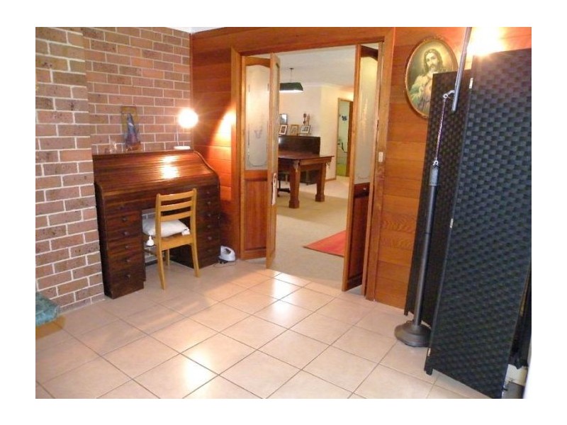 60 Skarrets Lane, Lakesland NSW 2572