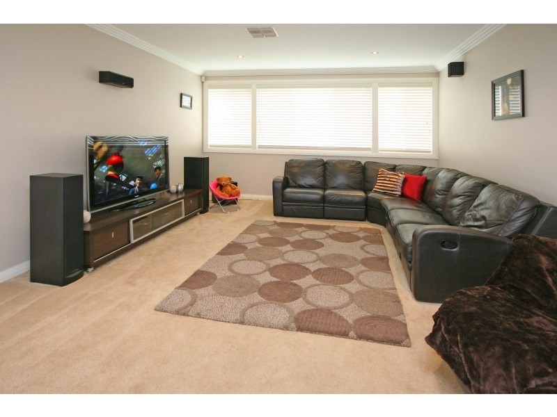 2 Border Close, Elderslie NSW 2570