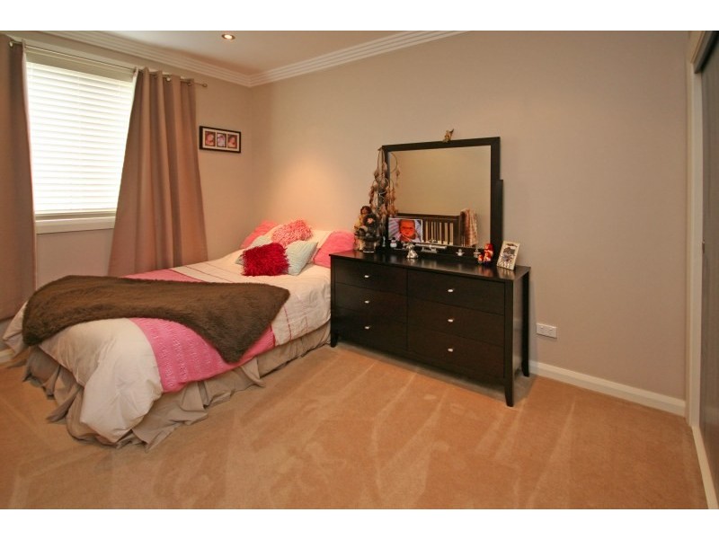 2 Border Close, Elderslie NSW 2570
