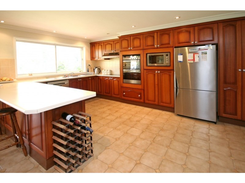 25 Sunnyside Drive, Ellis Lane NSW 2570