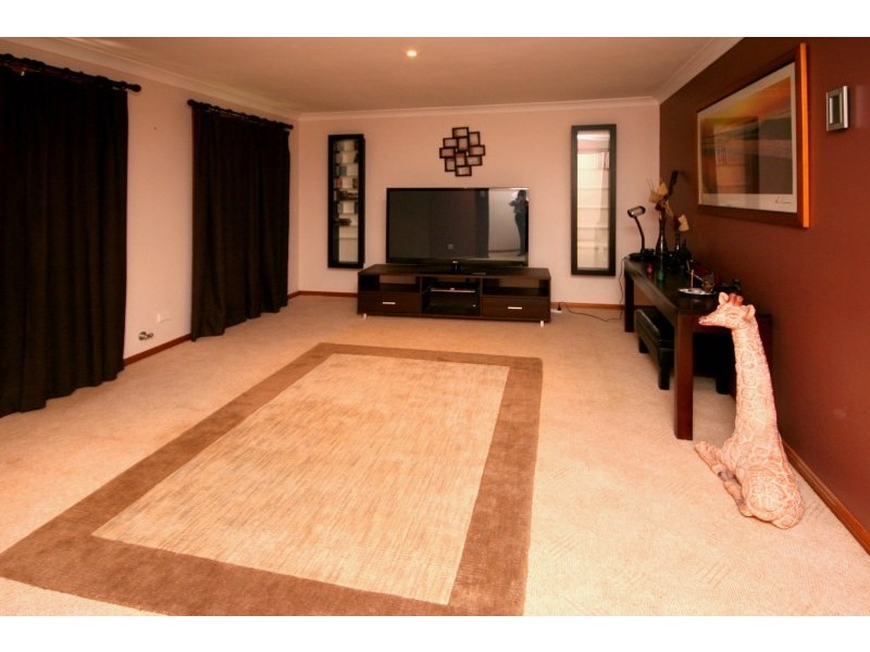 1 Grey Gum Court, Narellan Vale NSW 2567