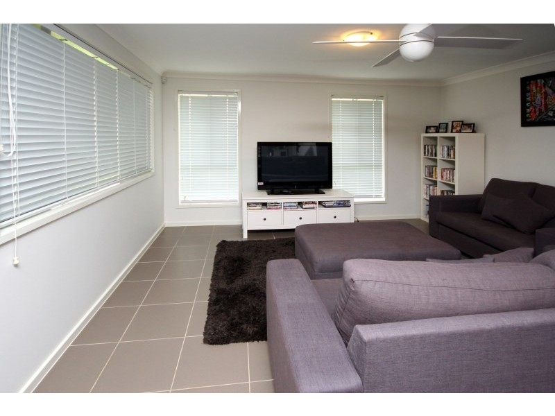 6 Campine Street, Spring Farm NSW 2570