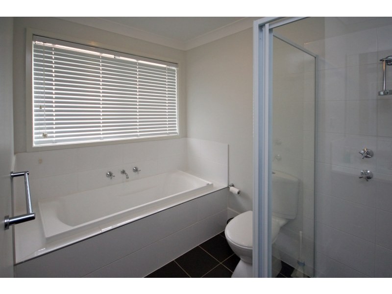 6 Campine Street, Spring Farm NSW 2570