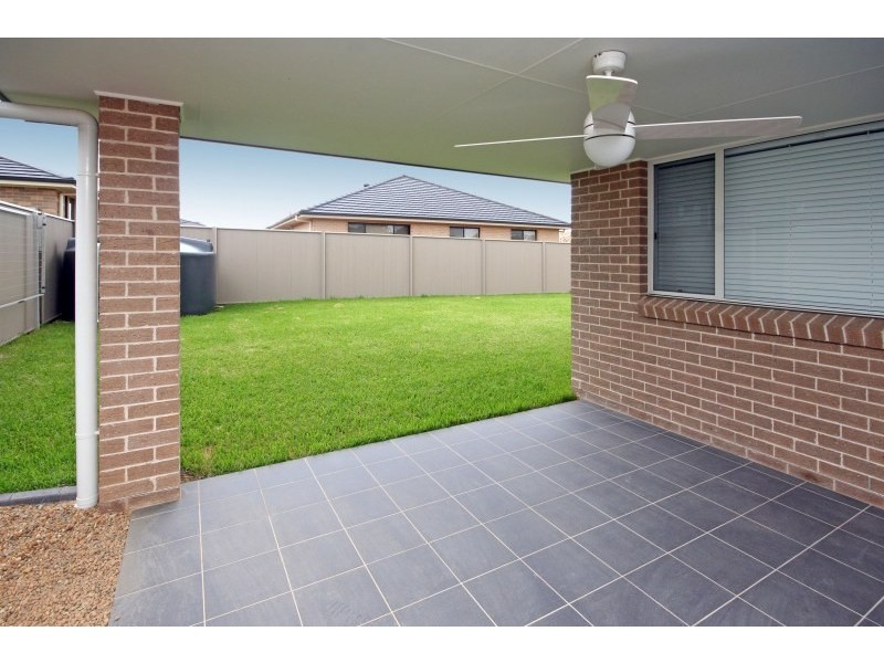 6 Campine Street, Spring Farm NSW 2570