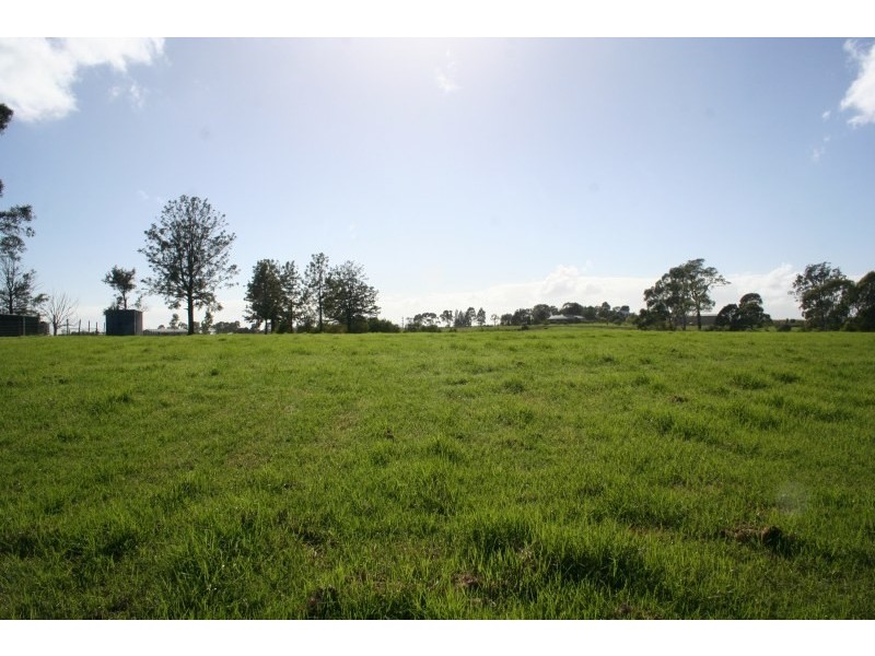 7 Westminster Place, Razorback NSW 2571