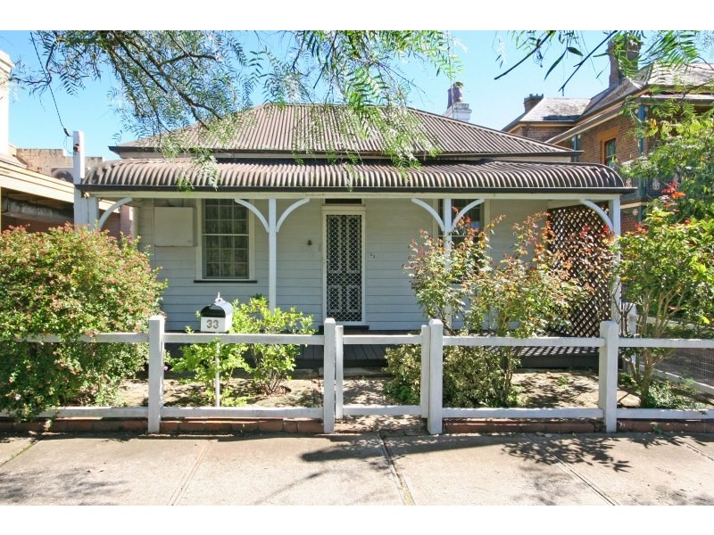 33 Mitchell Street, Camden NSW 2570