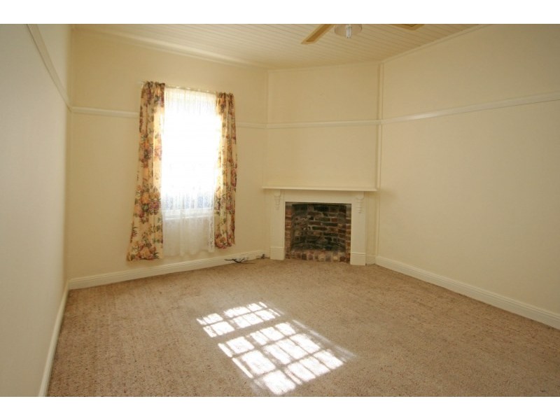 33 Mitchell Street, Camden NSW 2570