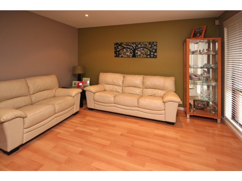 35 Watkins Crescent, Currans Hill NSW 2567