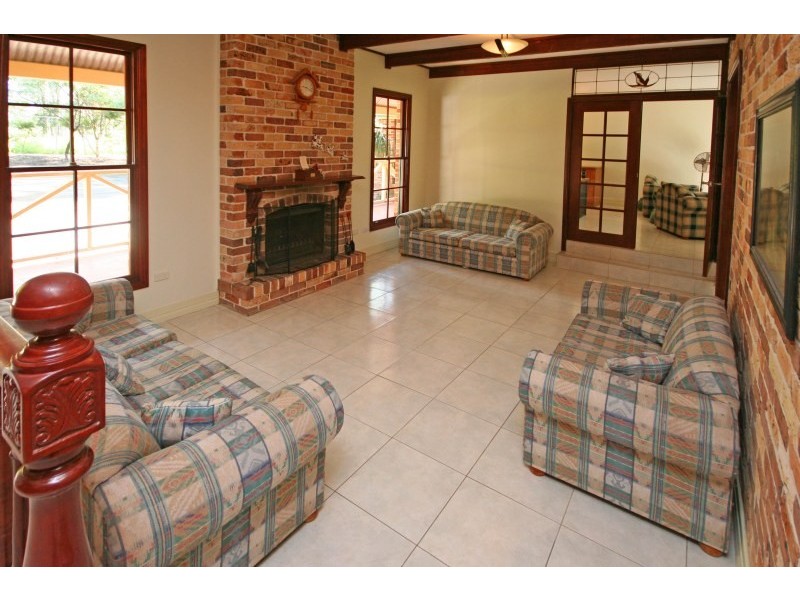 90 Marks Road, Rossmore NSW 2557