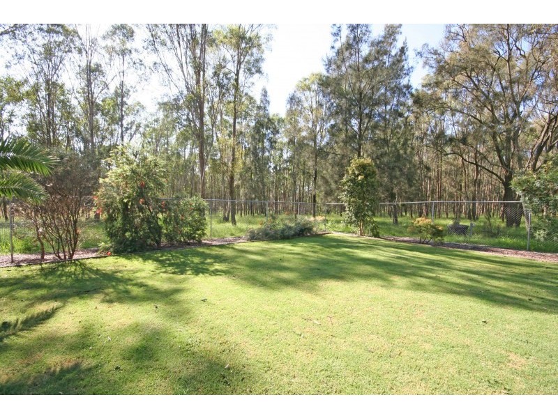 90 Marks Road, Rossmore NSW 2557