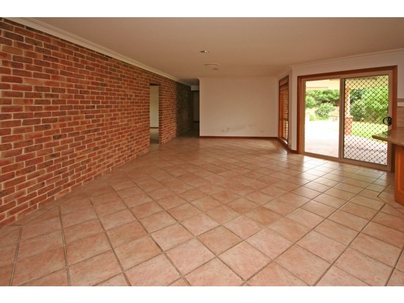 3 Lindsey Place, Elderslie NSW 2570