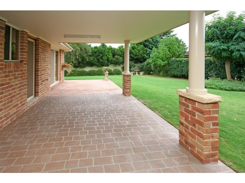 3 Lindsey Place, Elderslie NSW 2570