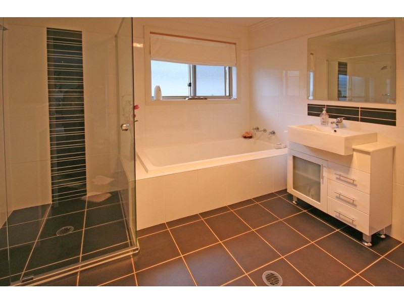 220 Mount Annan Drive, Mount Annan NSW 2567