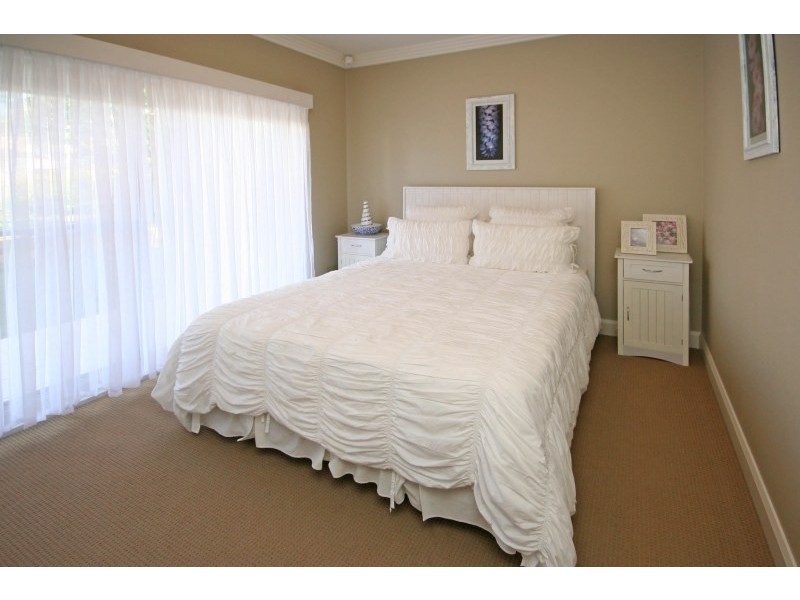 220 Mount Annan Drive, Mount Annan NSW 2567