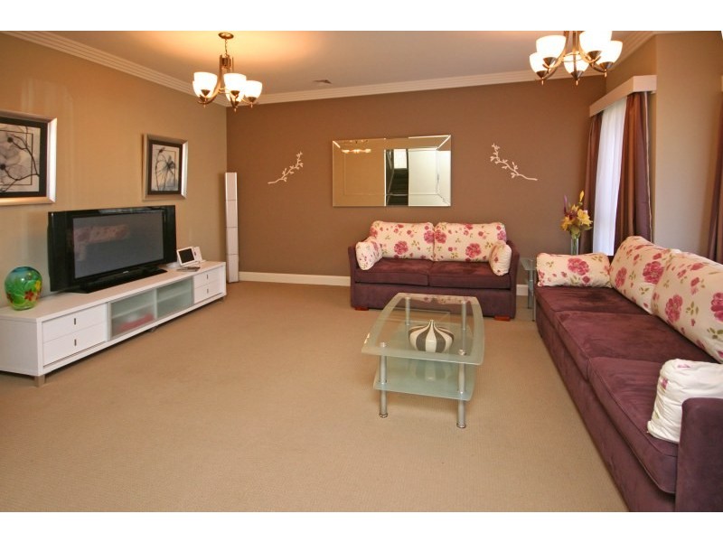 220 Mount Annan Drive, Mount Annan NSW 2567