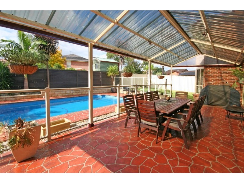 15 Border Close, Elderslie NSW 2570
