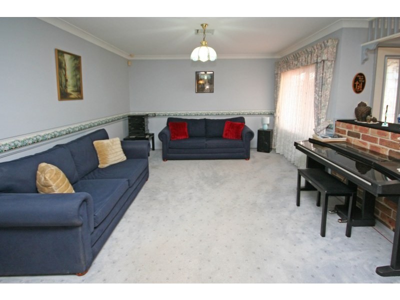 6 Channell Place, Mount Annan NSW 2567