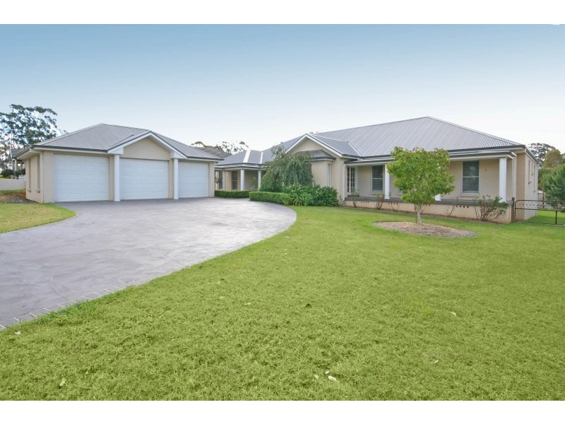 6 The Lanes, Kirkham NSW 2570
