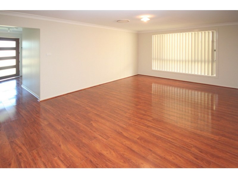 6 Lock Street, Camden Park NSW 2570