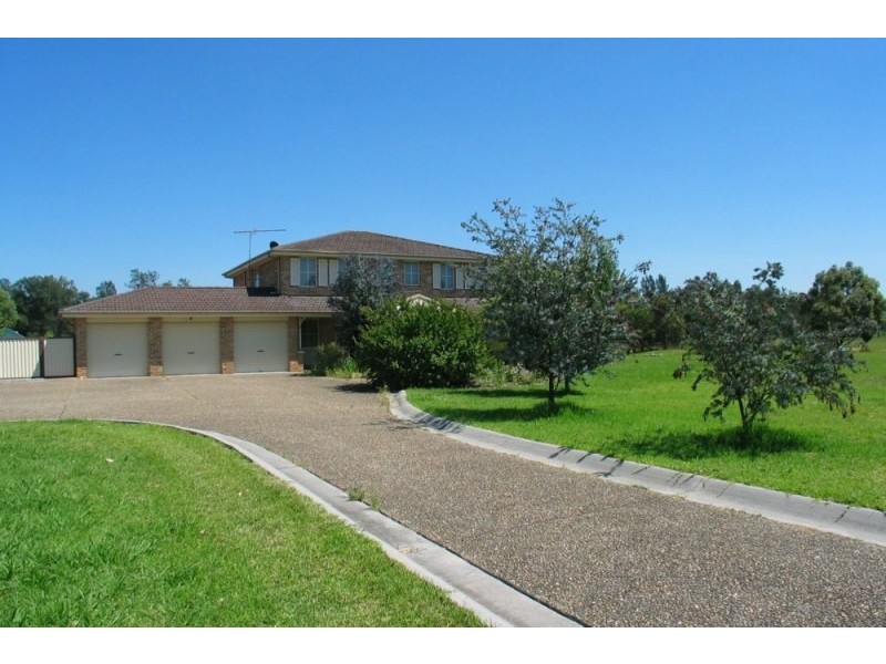 38 Kelvin Park Drive, Bringelly NSW 2556