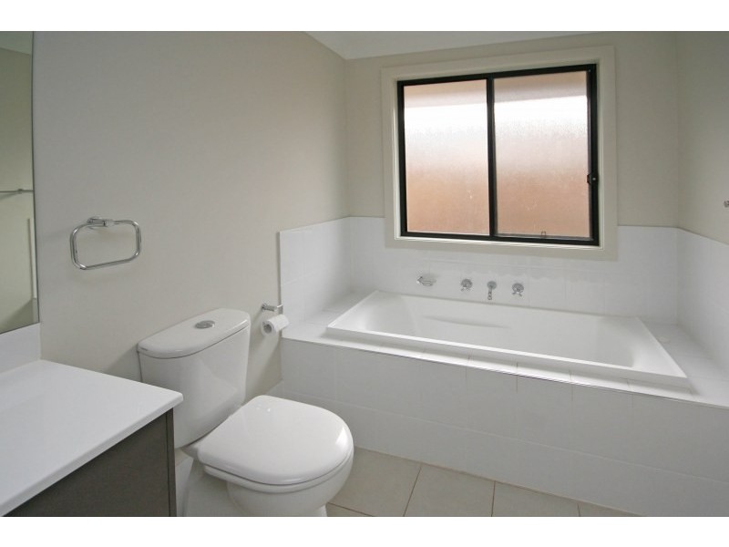 28 Delaware Street, Spring Farm NSW 2570