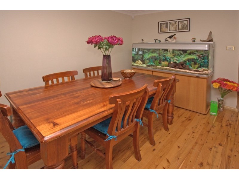 4 Stephenson Place, Currans Hill NSW 2567