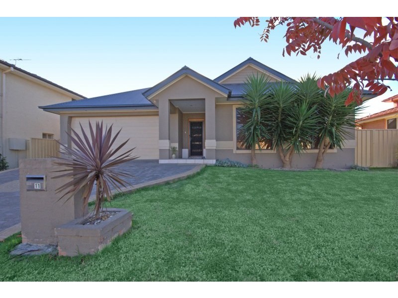 11 Oatley Circuit, Harrington Park NSW 2567