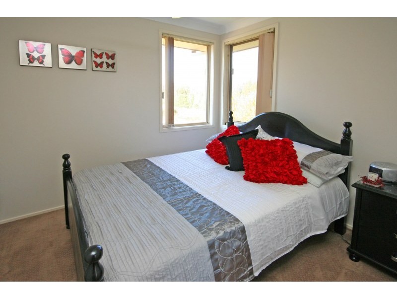 7 Lakeland Circuit, Harrington Park NSW 2567