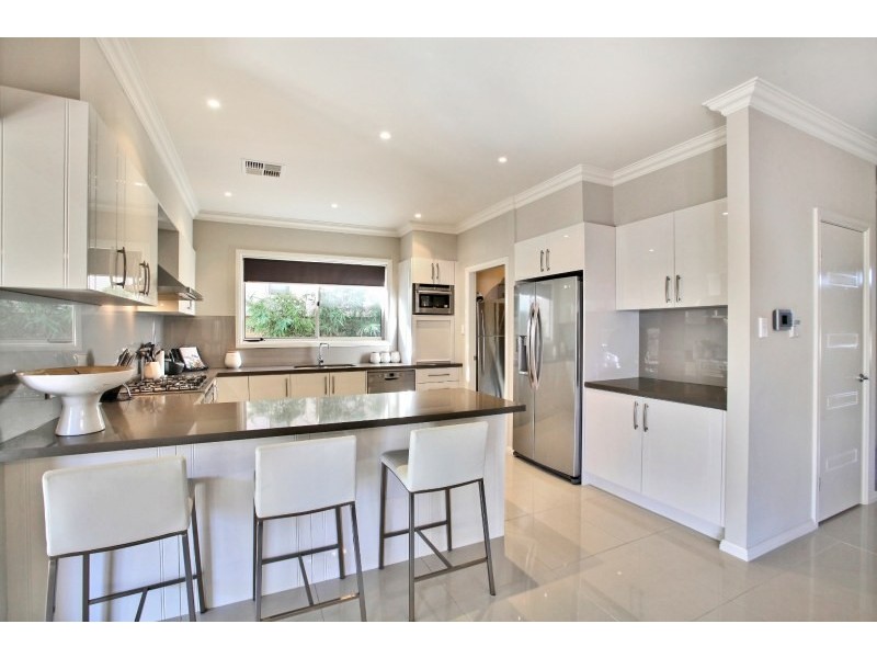 57 MacArthur Circuit, Camden Park NSW 2570