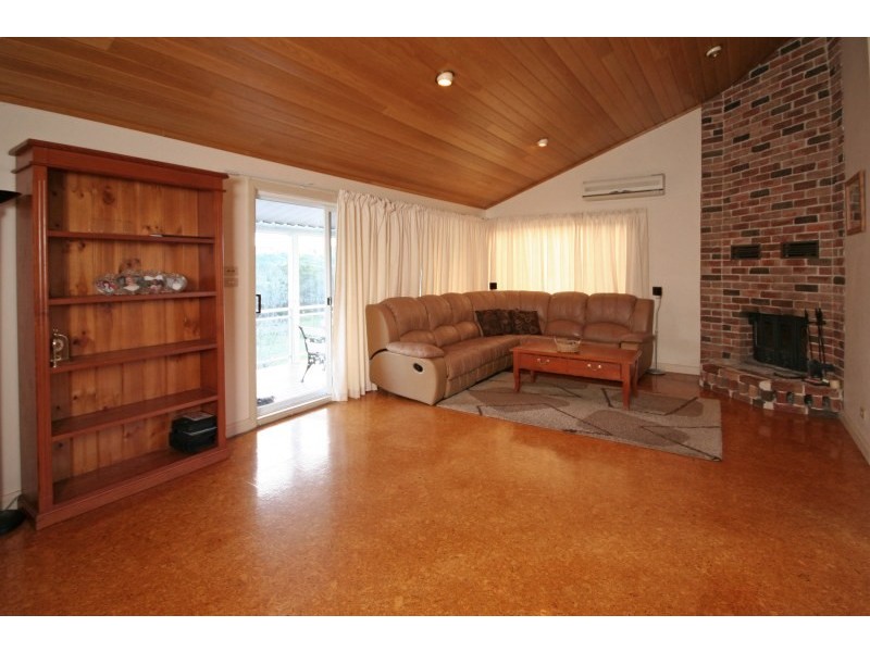 445 Old Razorback Road, Cawdor NSW 2570