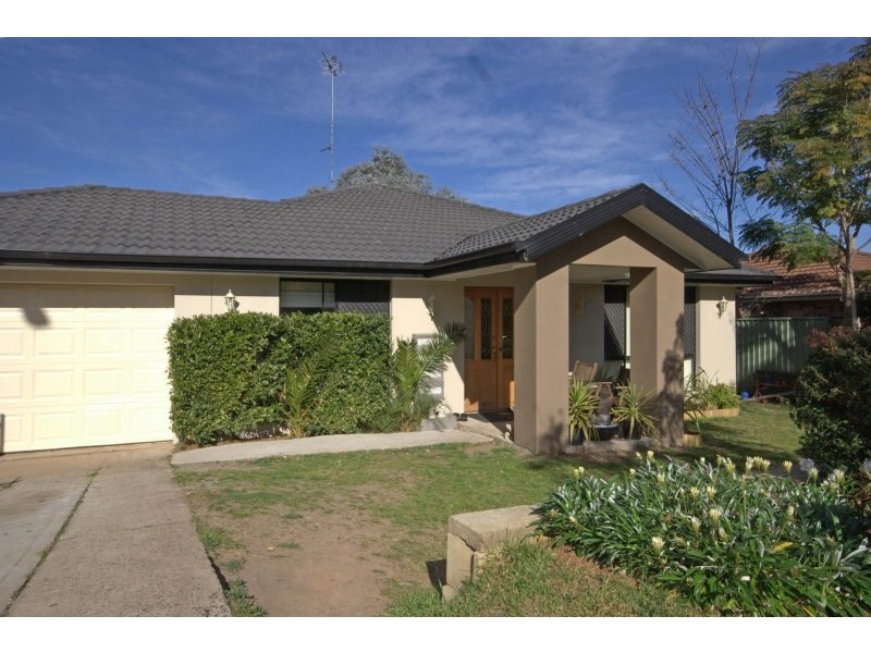 16 Peacock Way, Currans Hill NSW 2567