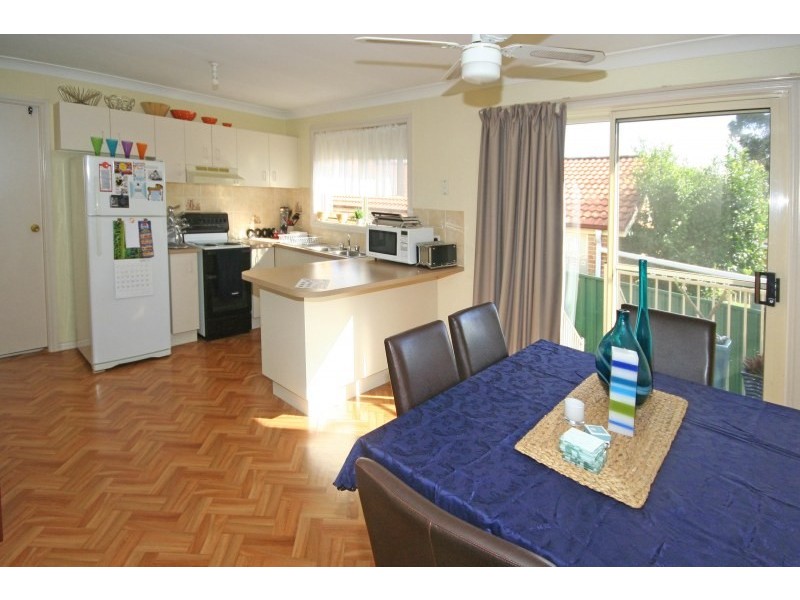 Unit 2/4 Packenham Place, Mount Annan NSW 2567