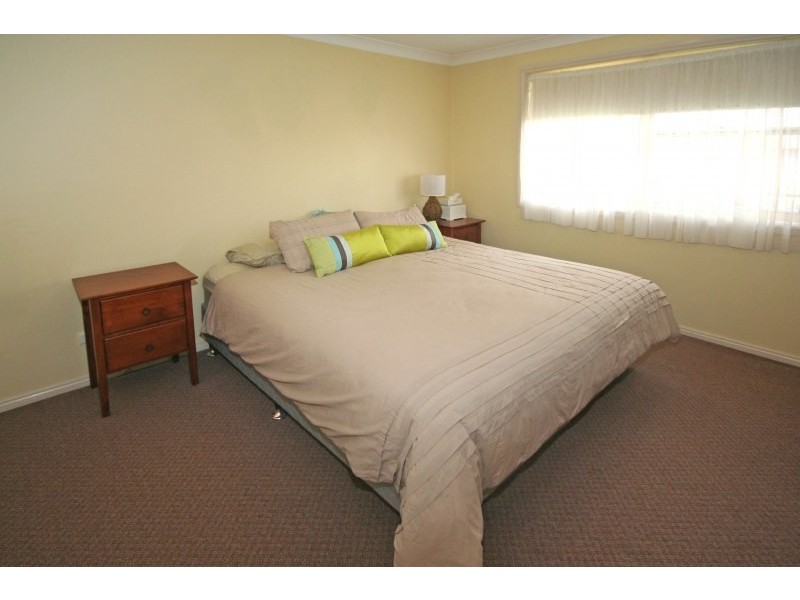 Unit 2/4 Packenham Place, Mount Annan NSW 2567
