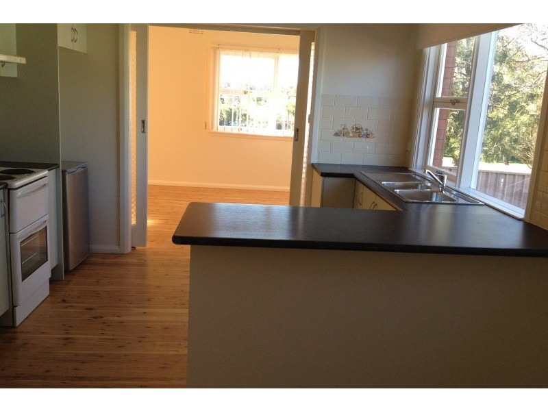 2 Macleay Street, Bradbury NSW 2560