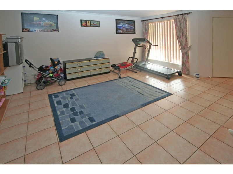 16 Parkside Court, Currans Hill NSW 2567