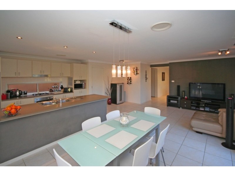 12 Thornton Road, Elderslie NSW 2570