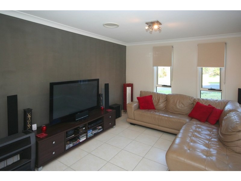 12 Thornton Road, Elderslie NSW 2570