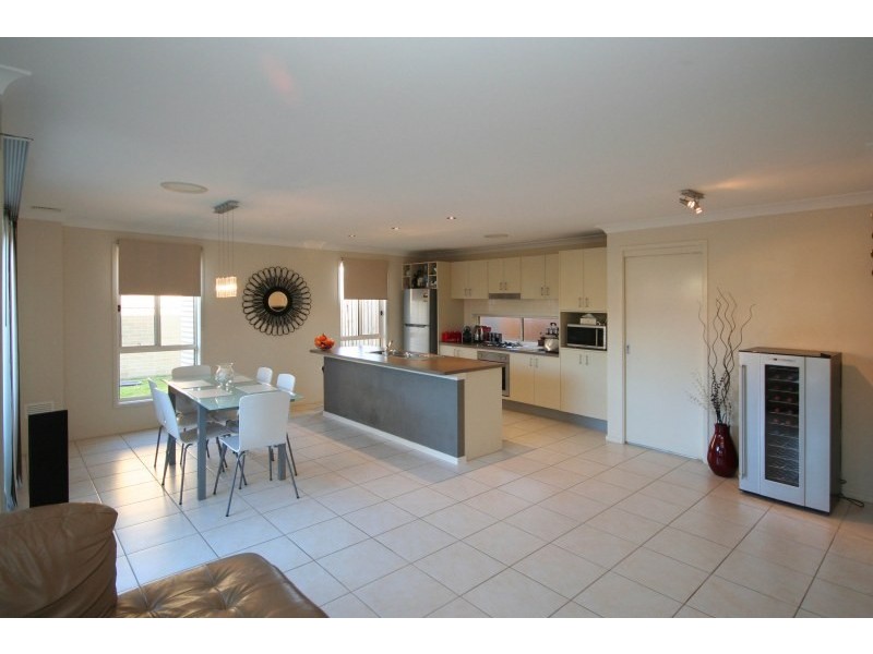 12 Thornton Road, Elderslie NSW 2570