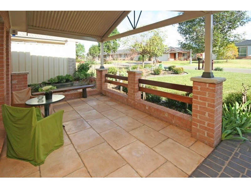 17 Bottlebrush Avenue, Mount Annan NSW 2567