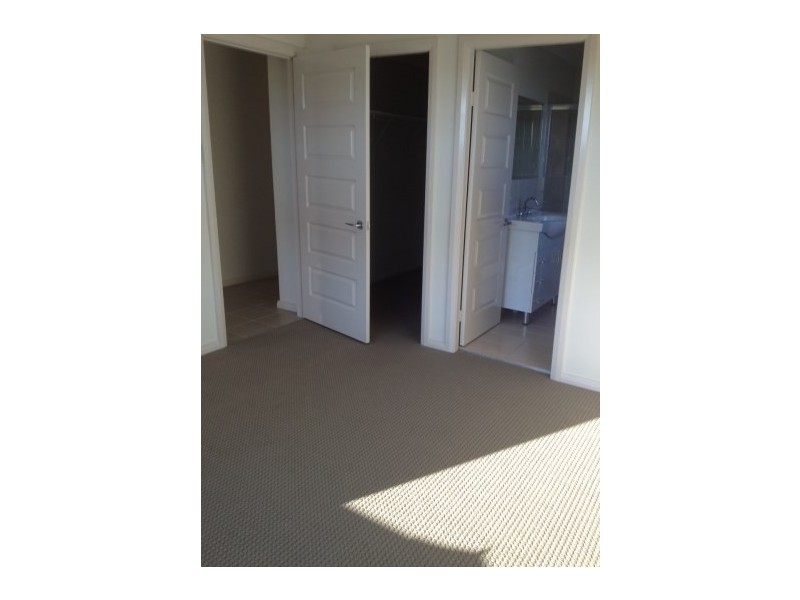 26 Carter Street, Oran Park NSW 2570